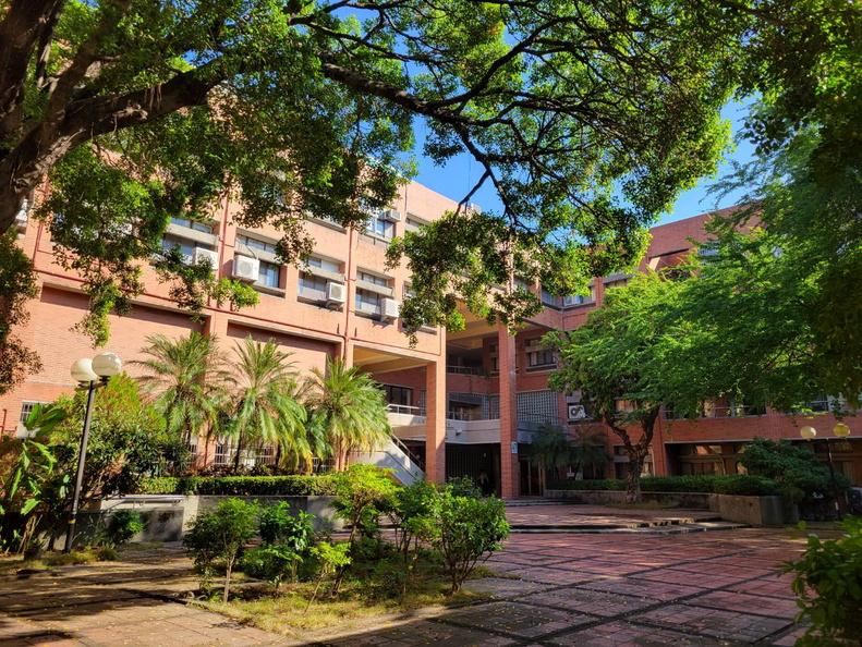 工業與資訊管理系館大樓