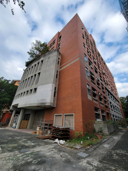 建築科技大樓