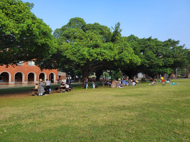 榕園