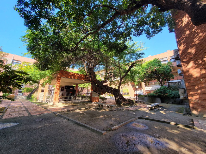 工業與資訊管理系館大樓